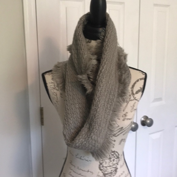 ❌SOLD❌Host Pick🎉NWT Infinity Scarf - Picture 5 of 5